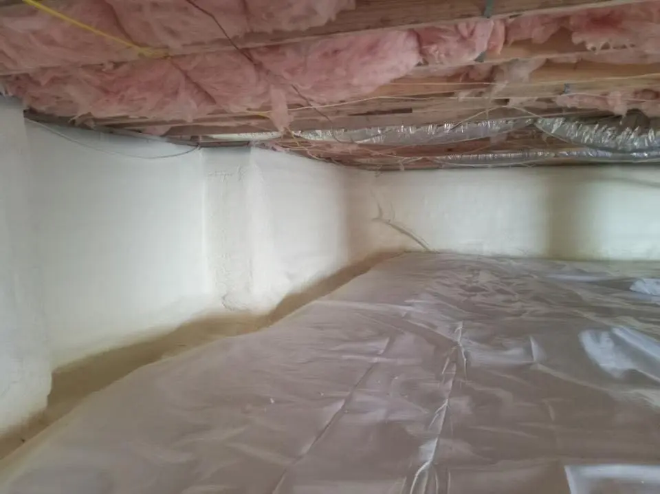 Crawl space encapsulation with closed-cell spray foam for Roof Maintenance in Mount Olive